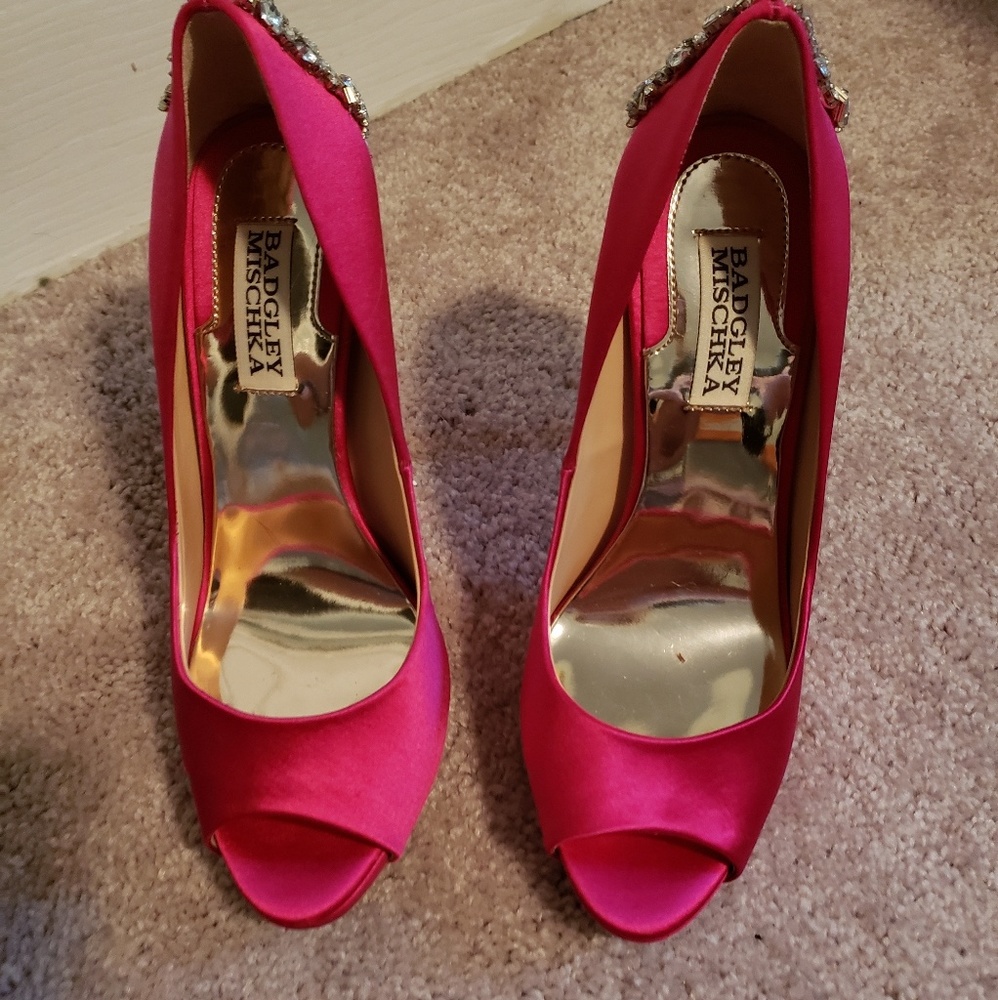 Badgley mischka heels